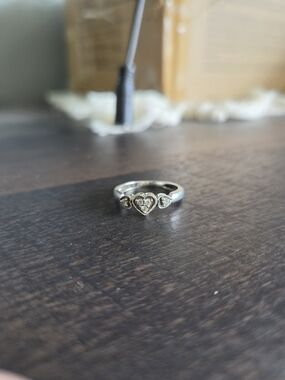 Womens Engagement Ring, Size 6, 0.20 Carat Natural Diamonds And 14k White Gold